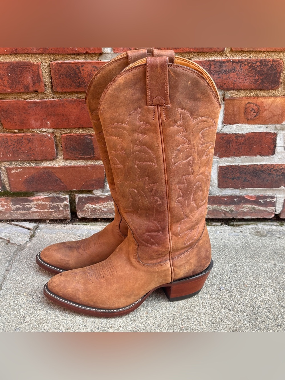 Vintage Tan Leather Western Cowboy Boots - Picture 10 of 11